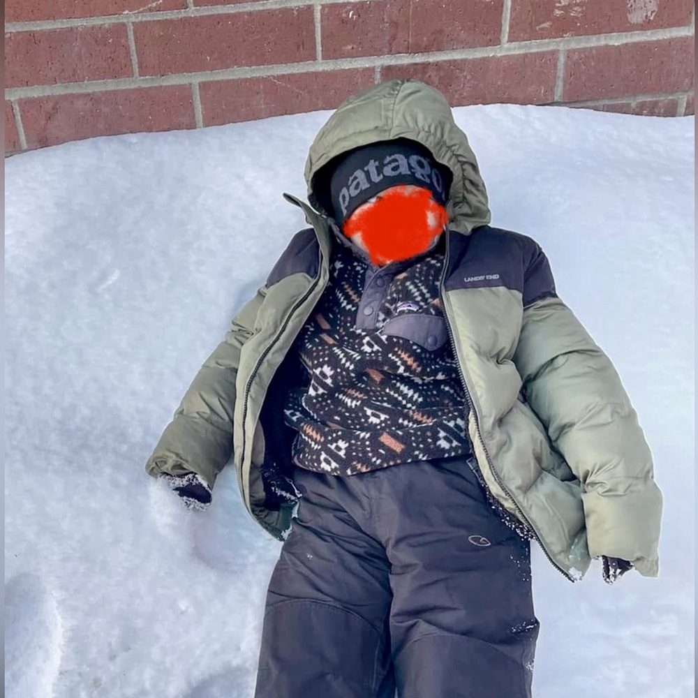 COPY - Lands end kids puffer .. snow coat mediun